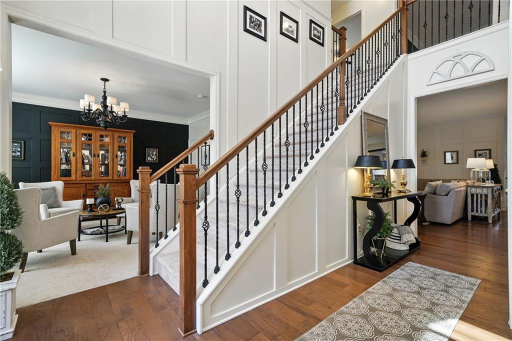 205 S Village Square