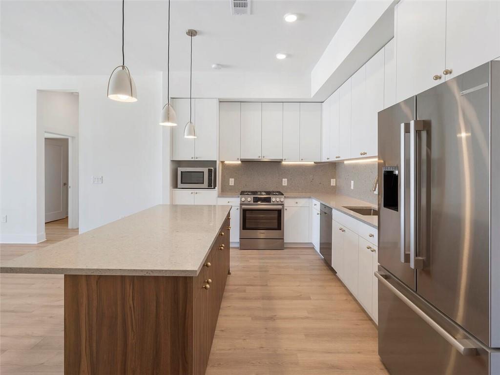675 Drewry Street NE 303