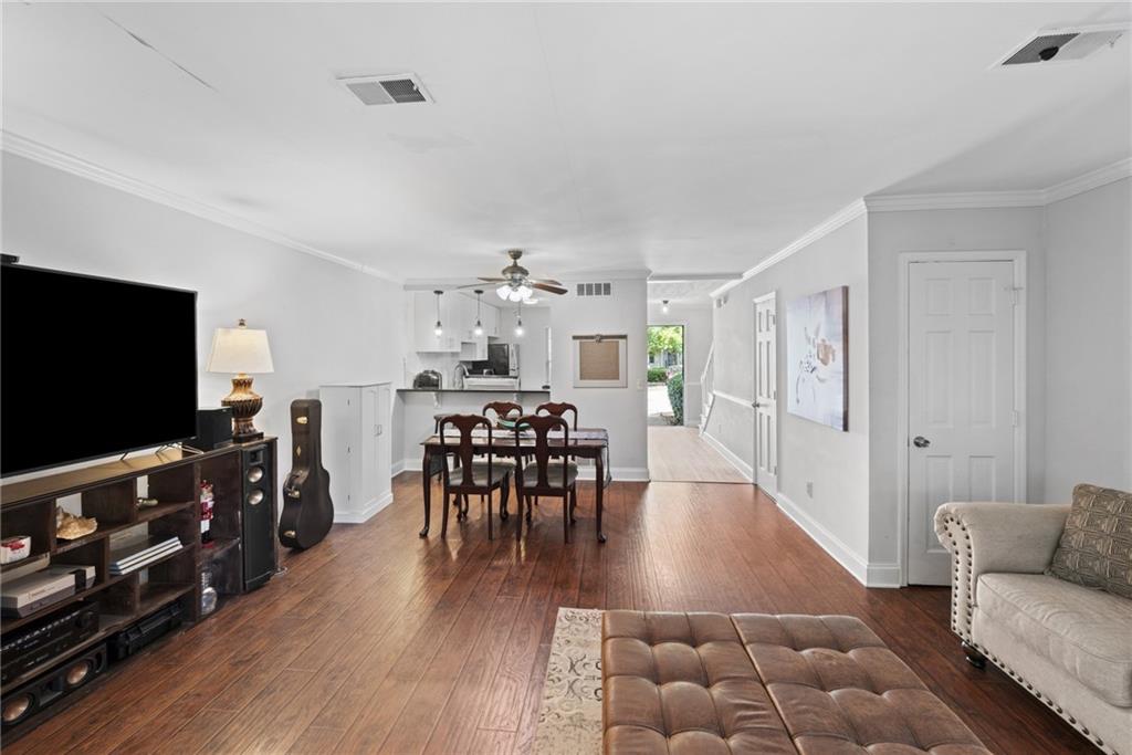 3371 Spring Harbour Drive, Atlanta, Georgia image 6