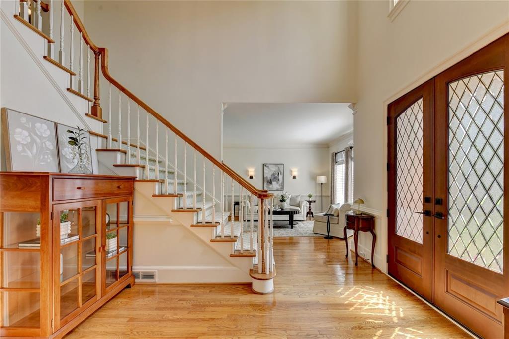9555 Stoney Ridge Lane