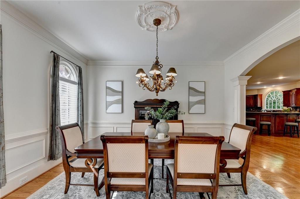 9555 Stoney Ridge Lane