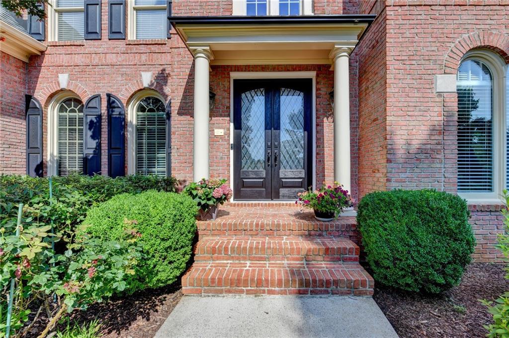 9555 Stoney Ridge Lane