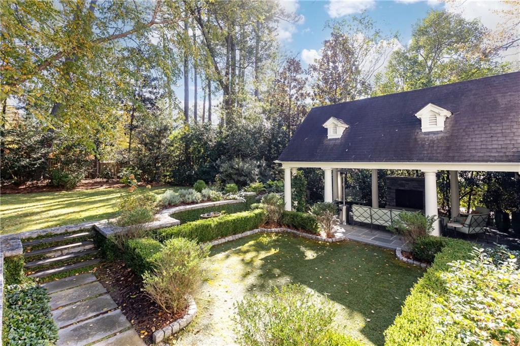 Haynes Manor - Residential