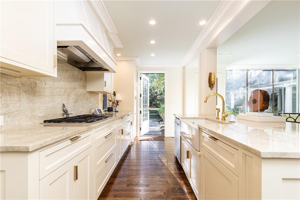 Haynes Manor - Residential