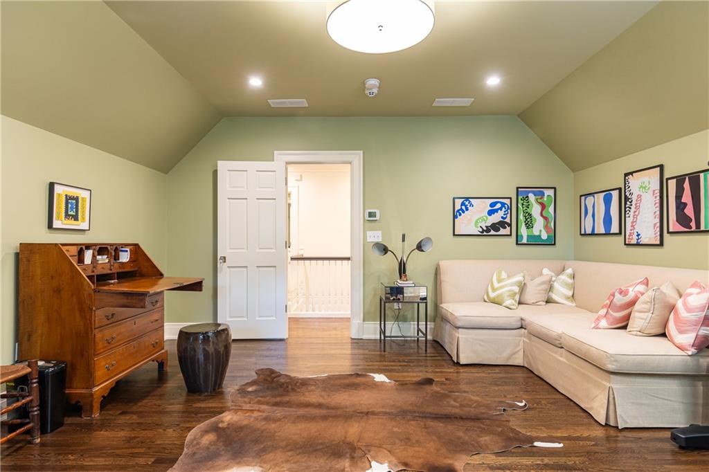 Haynes Manor - Residential