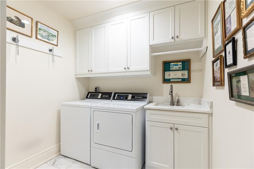 Haynes Manor - Residential