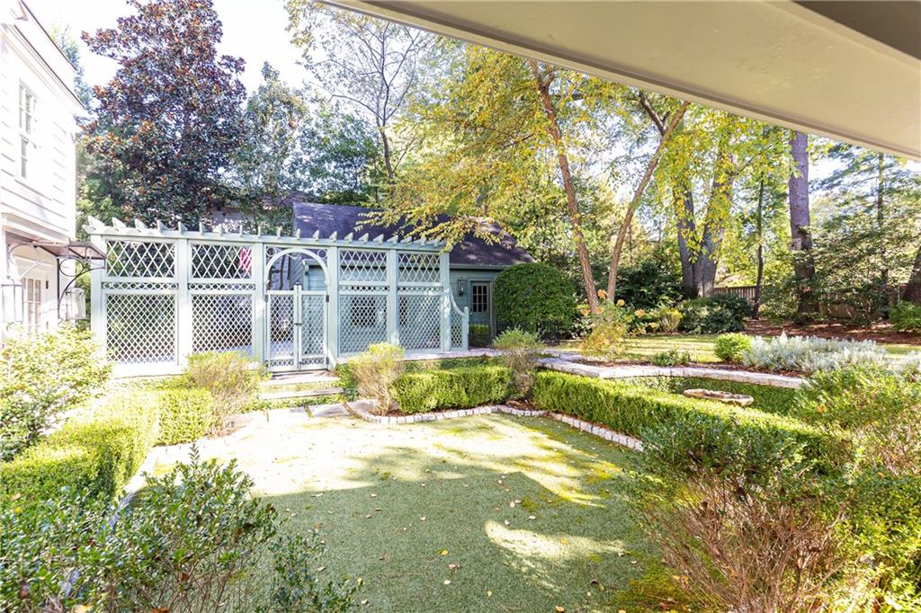 Haynes Manor - Residential