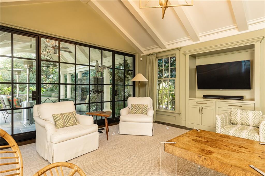 Haynes Manor - Residential