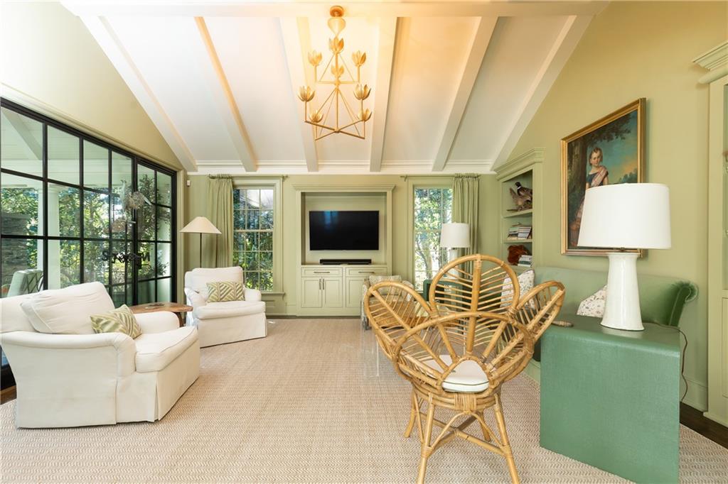 Haynes Manor - Residential