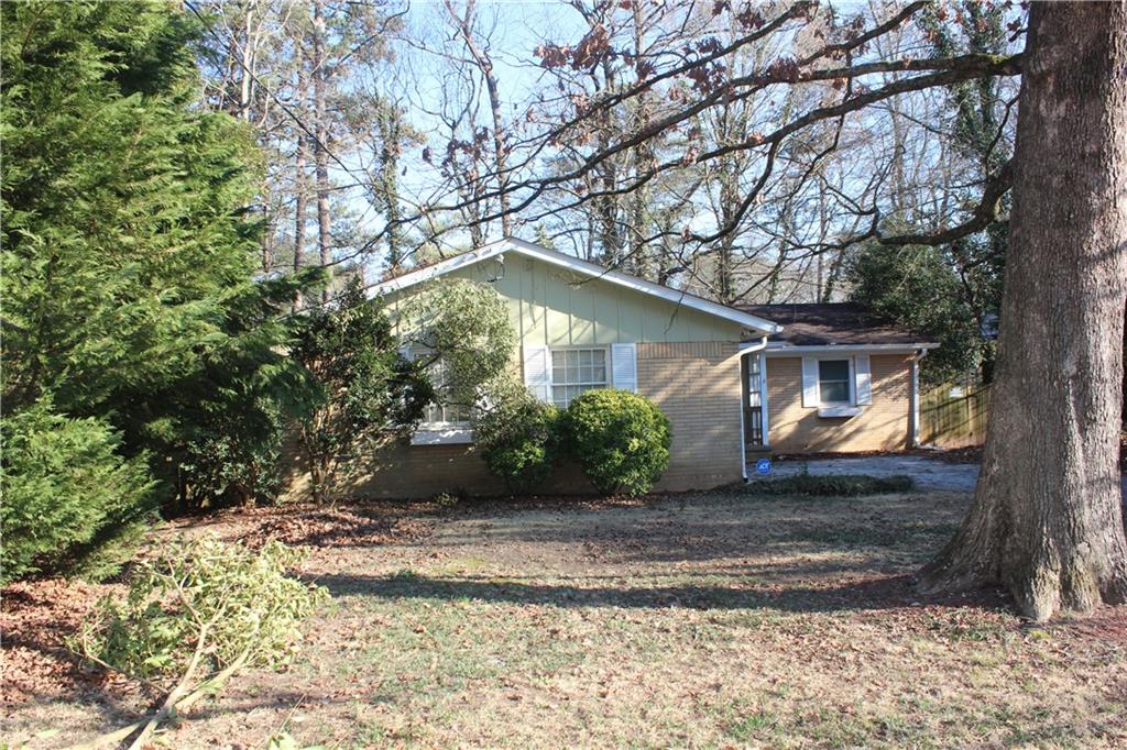 3279 Campbell Road SE