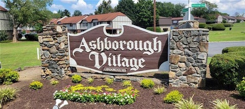 Condo For Sale - 1819 Ashborough Circle #F<br/> Cobb County, Marietta, GA 30067