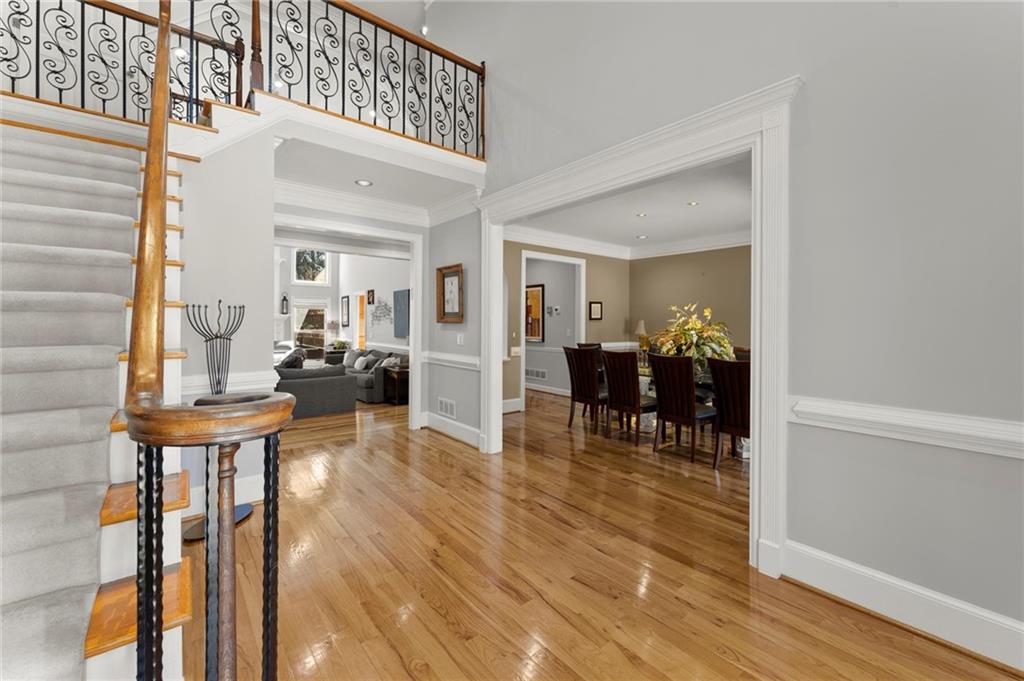 300 Morganshire Pl Pl, Atlanta, Georgia image 2