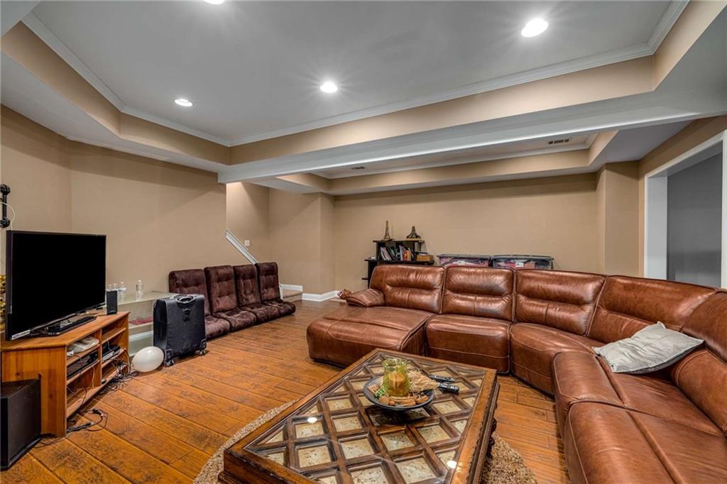 VICARAGE - Residential Lease