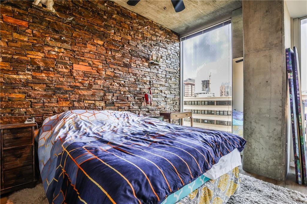 860 Peachtree Street NE 811