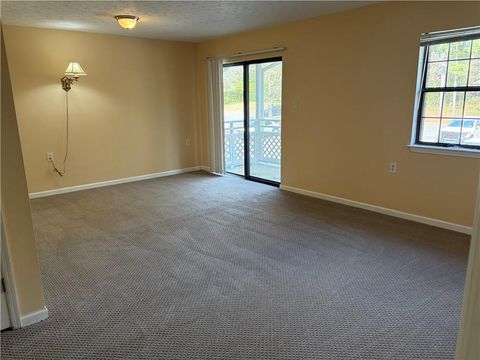 Homes For Sale - 475 NE Mount Vernon Highway #122C<br/> Sandy Springs, GA 30328