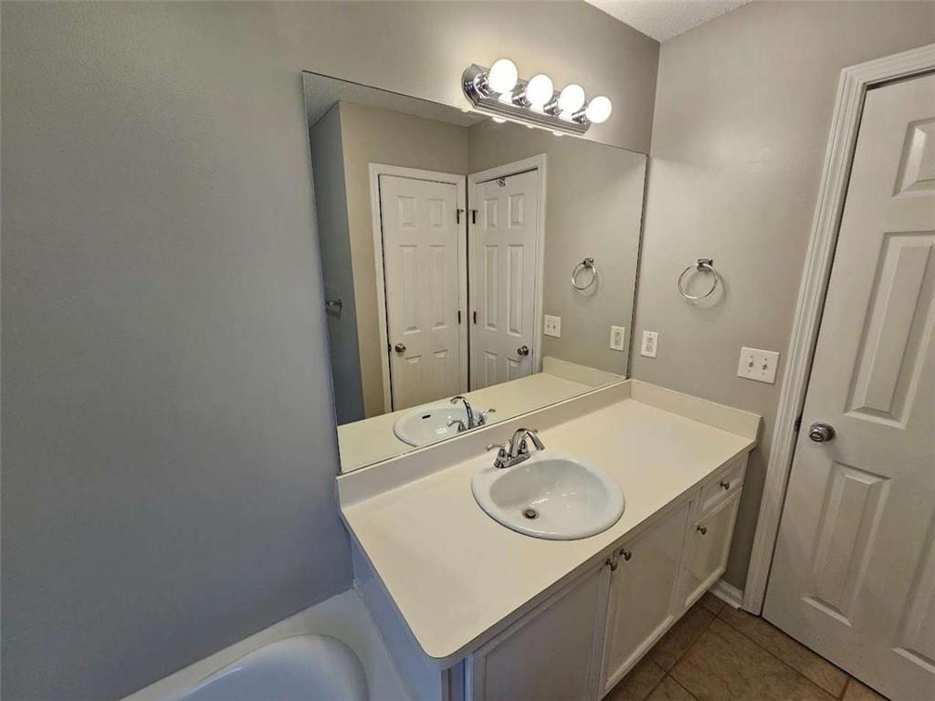 5922 Graywood Circle, Mableton, Georgia image 22