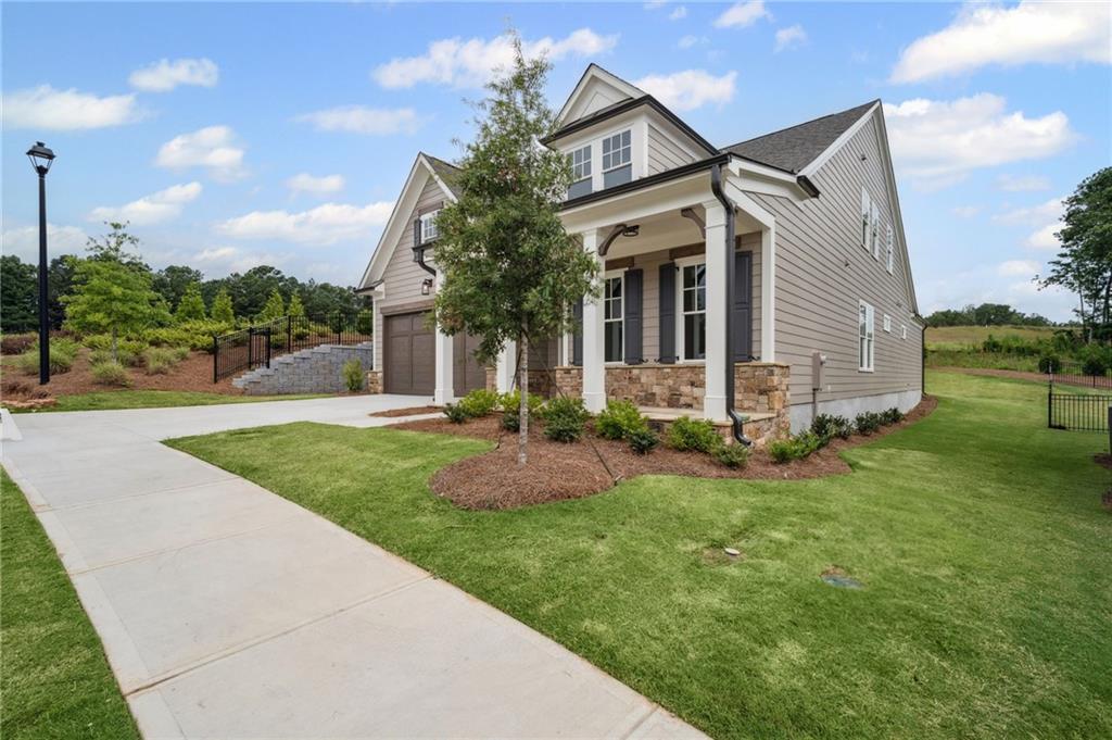 1209 Lakeside Overlook