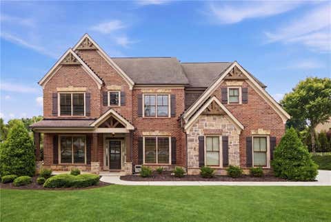 Homes For Sale - 1884 Granite Hill Court<br/> Hoschton, GA 30548