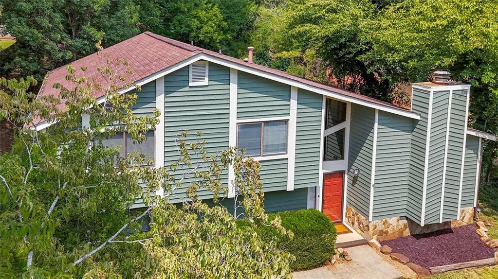 6565 Oakwood Drive