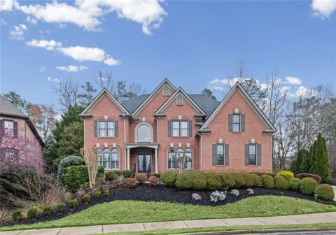 Homes For Sale - 785 Westwind Lane<br/> Alpharetta, GA 30005