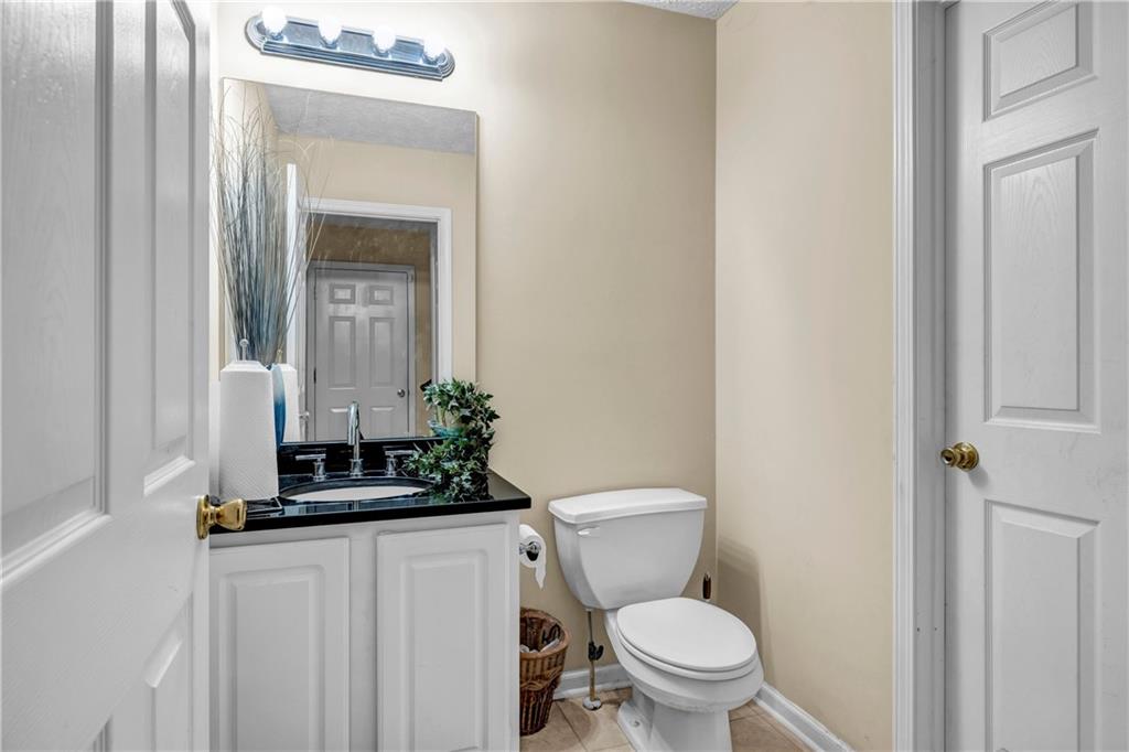510 Ashland Manor Drive, Lawrenceville, Georgia image 6