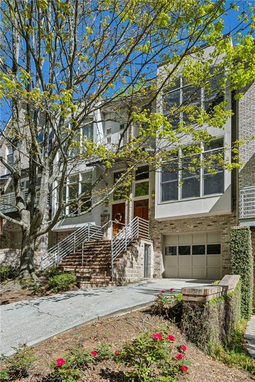 Fernwood Park - Residential Lease