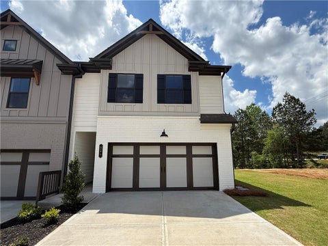 Townhouse For Sale - 331 Brook Landing Circle<br/> Auburn, GA 30011