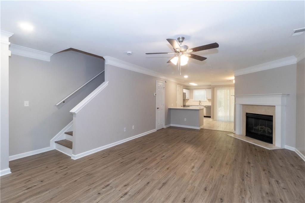 745 Crestwell Circle SW