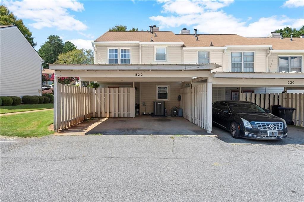 Holcomb Crossing - Residential