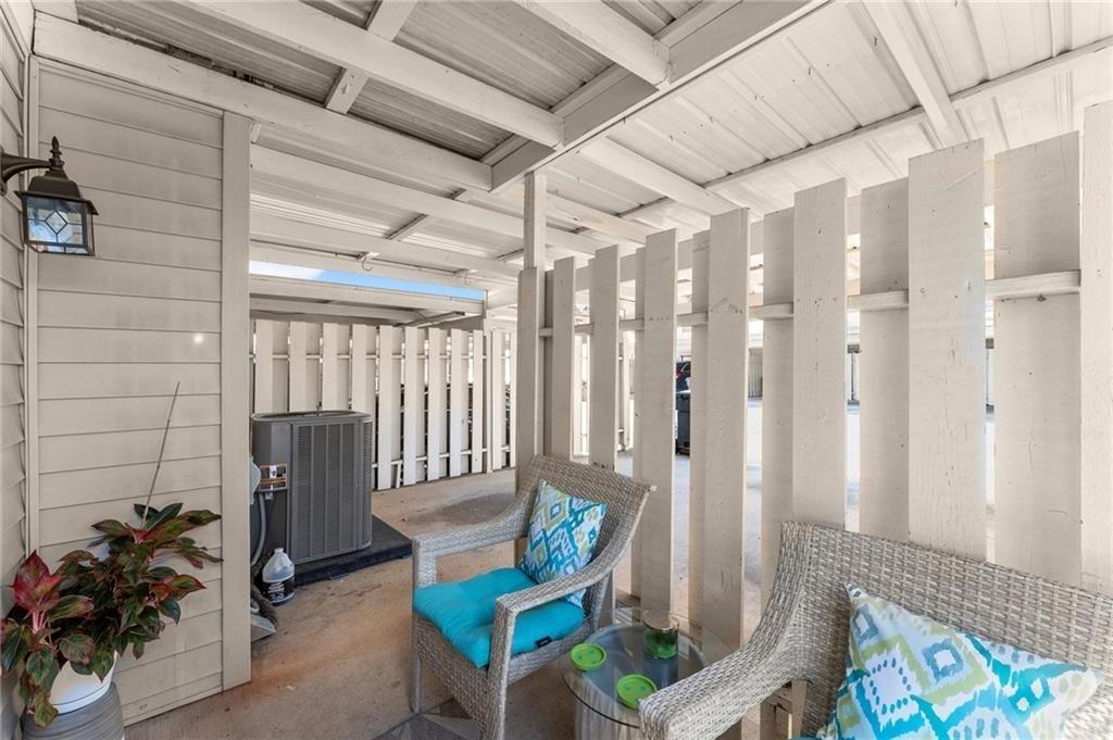 Holcomb Crossing - Residential