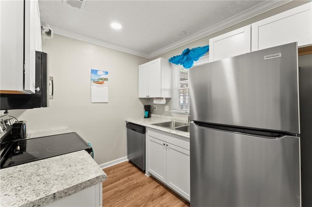 Holcomb Crossing - Residential