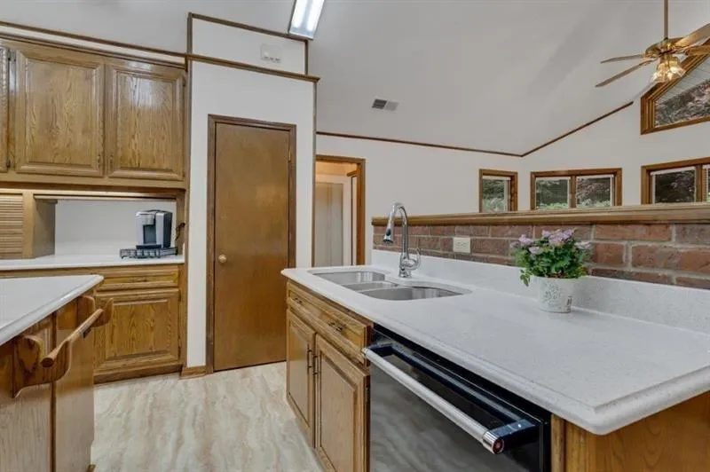 Douglasville, Georgia 30135, United States, 3 Bedrooms Bedrooms, ,4 BathroomsBathrooms,Residential,Active,12943