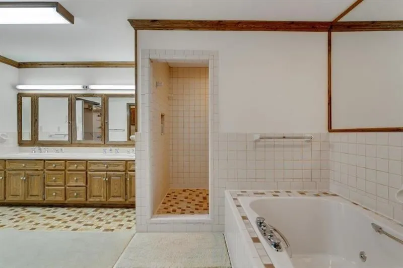 Douglasville, Georgia 30135, United States, 3 Bedrooms Bedrooms, ,4 BathroomsBathrooms,Residential,Active,12943