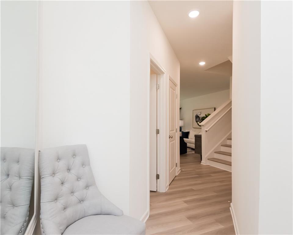 1569 Aiden Way 35