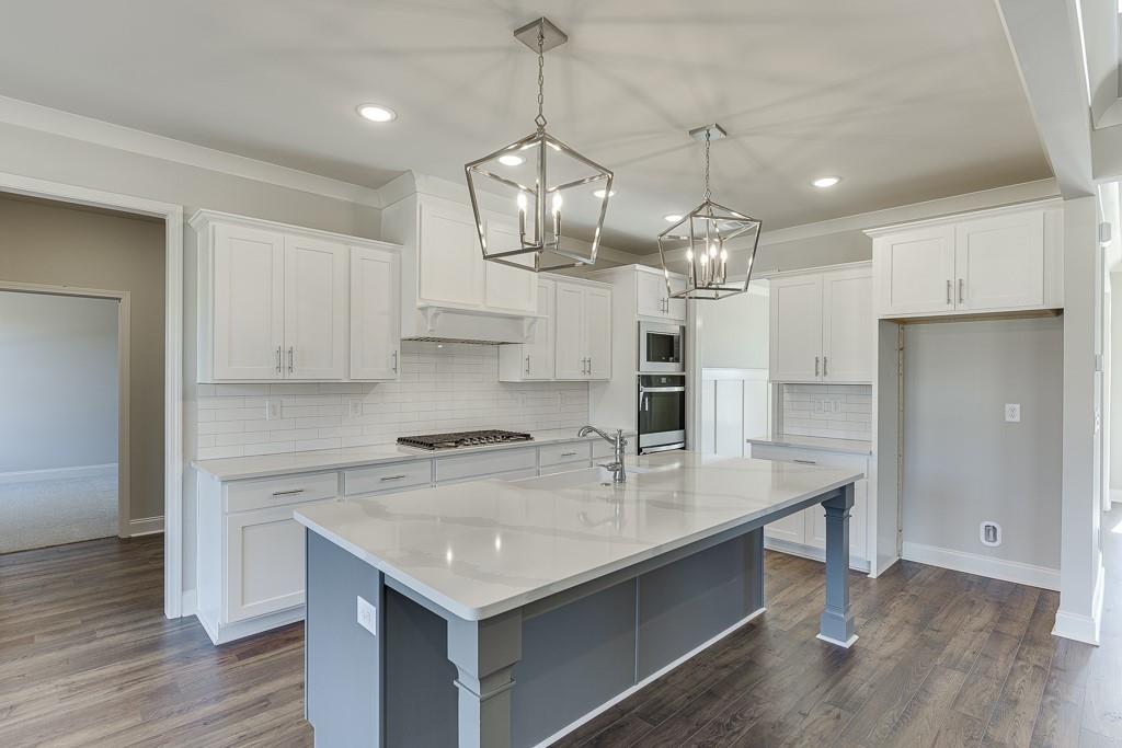 8955 Claude Martin Drive, Gainesville, Georgia image 13
