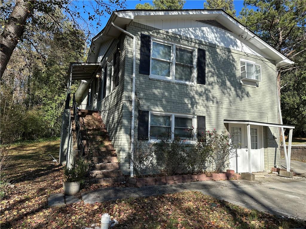 915 Lake Drive, Snellville, Georgia image 1