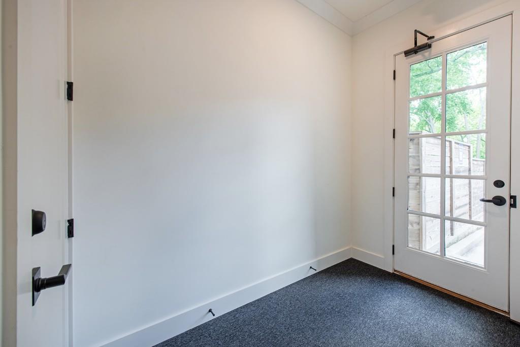 417 E College Avenue #102, Decatur, Georgia image 26