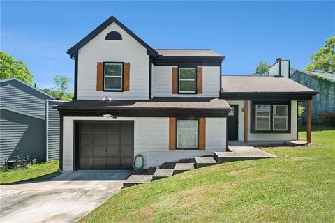 1703 Laurel Creek Circle Lithonia GA 30058