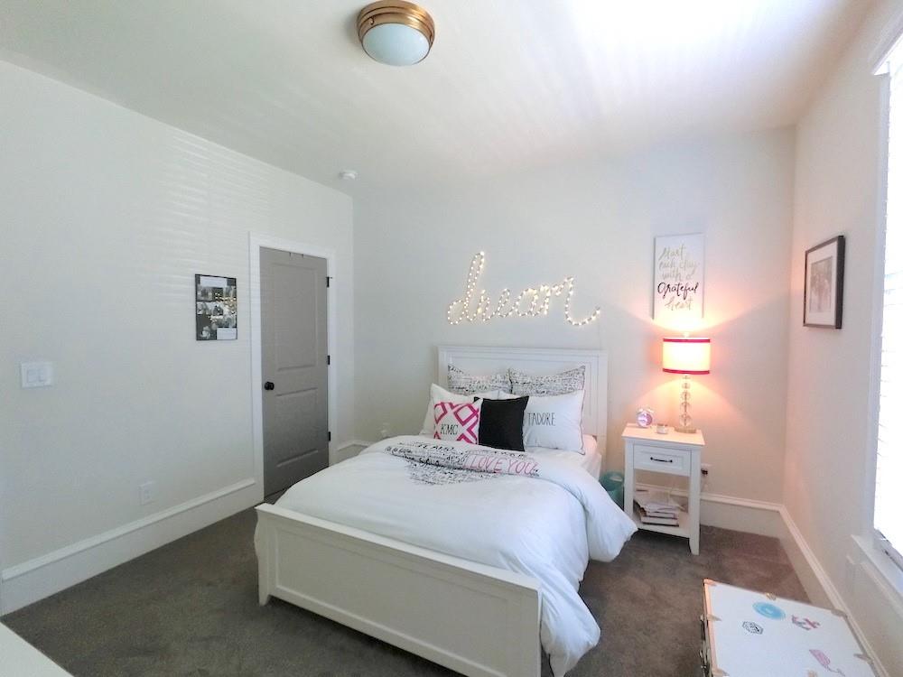 Avalon - Residential Lease