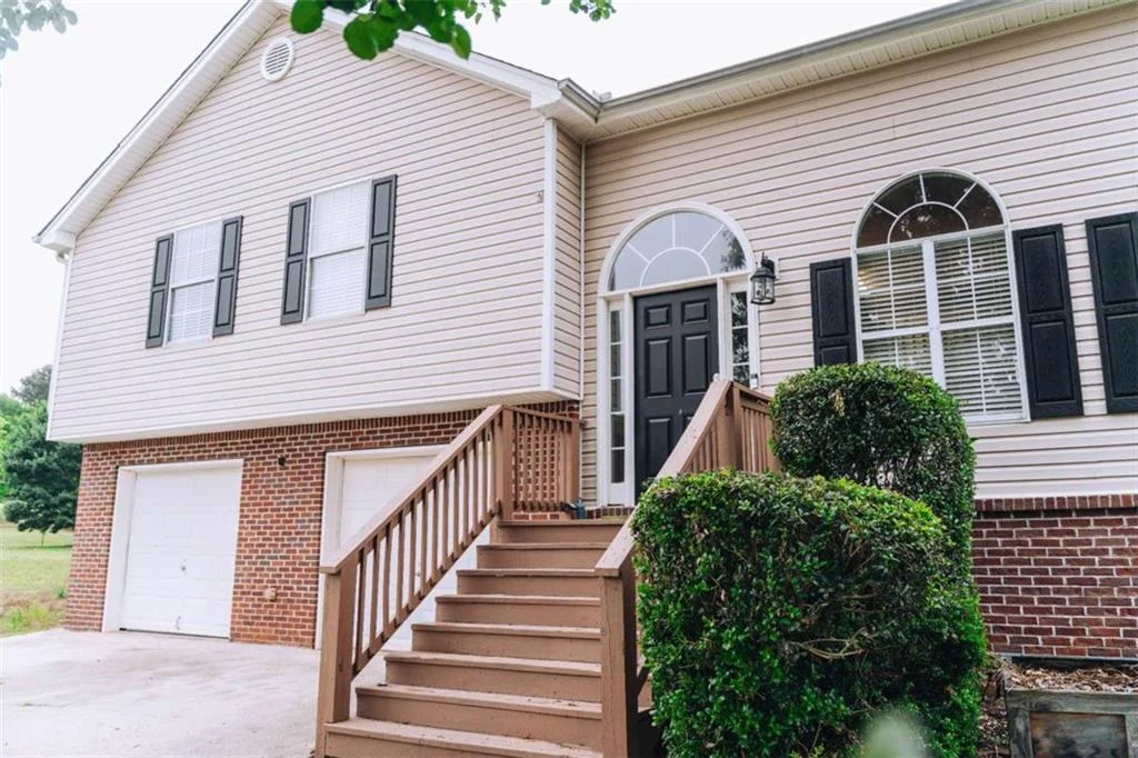 540 Mackinaw Drive