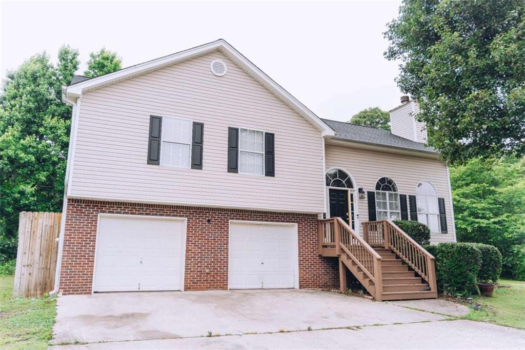 540 Mackinaw Drive