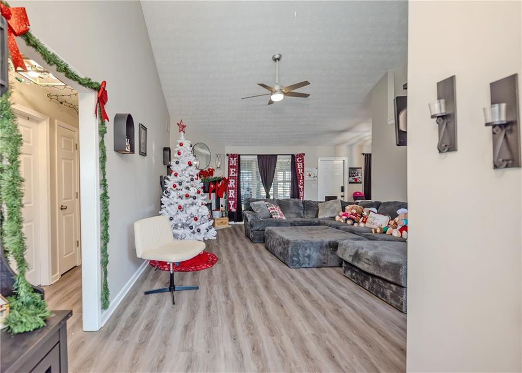 160 GLENN FULLER Circle