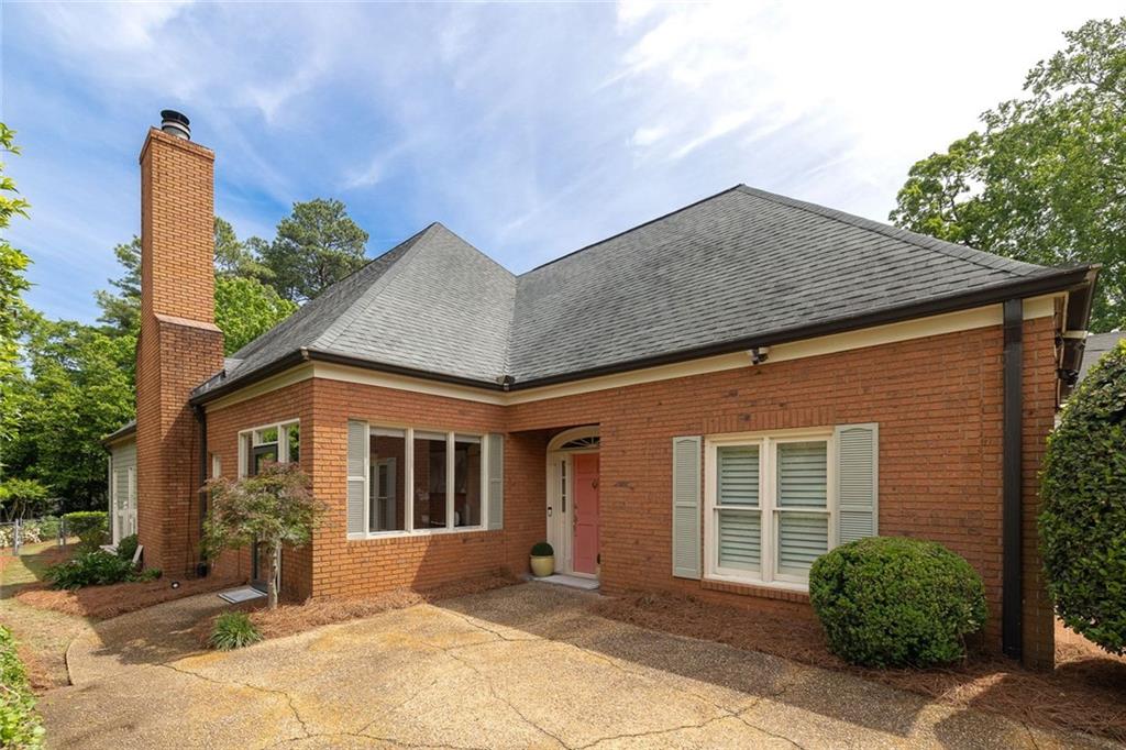 570 Rock Springs Road NE