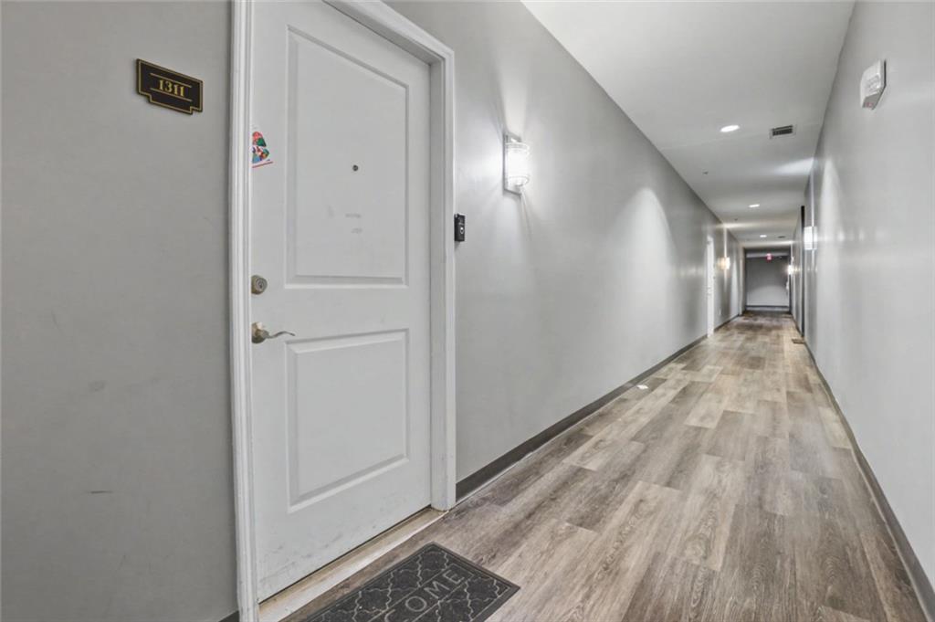 870 NW Mayson Turner Road NW 1311