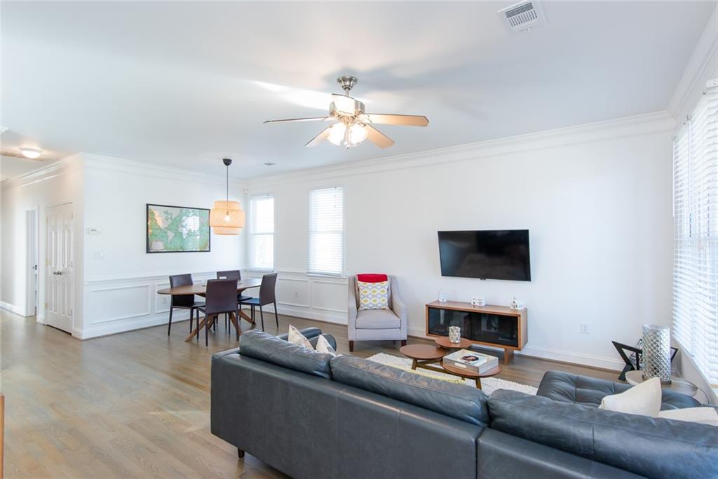 74 Hogue Street NE 2