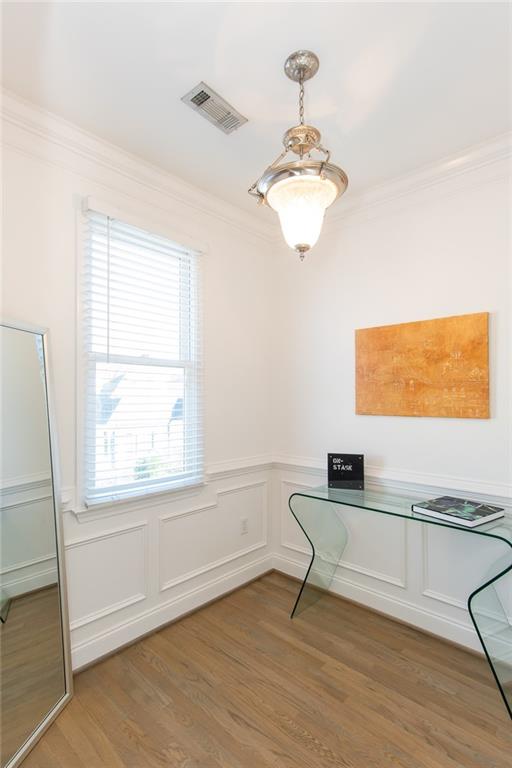 74 Hogue Street NE 2