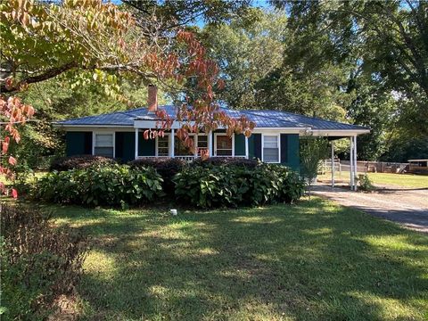 Apartment For Sale - 118 Glen Iris Drive<br/> Walton County, Monroe, GA 30655