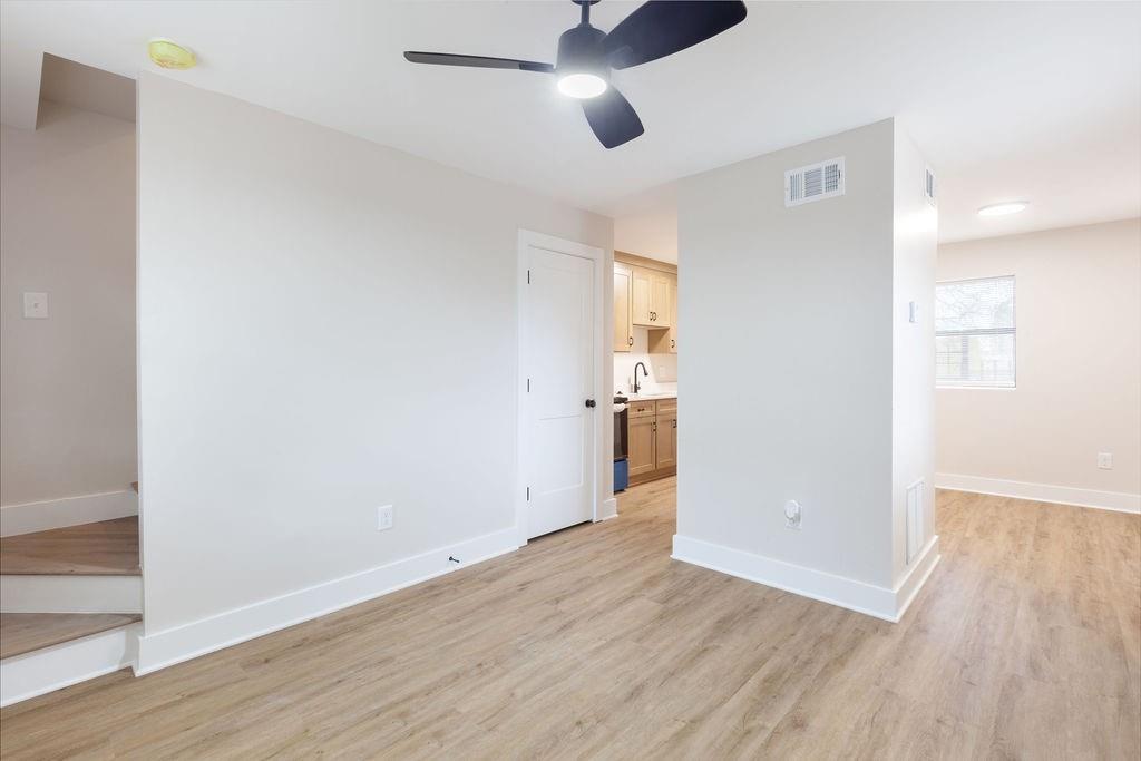 396 Linden Avenue NE 105