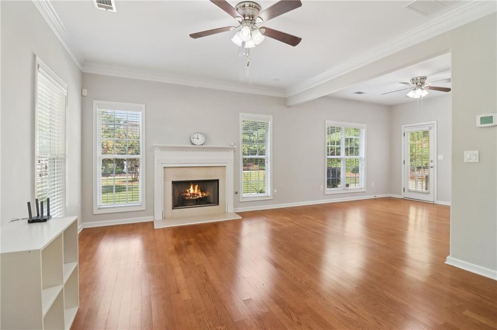 1009 Lake Pointe Court