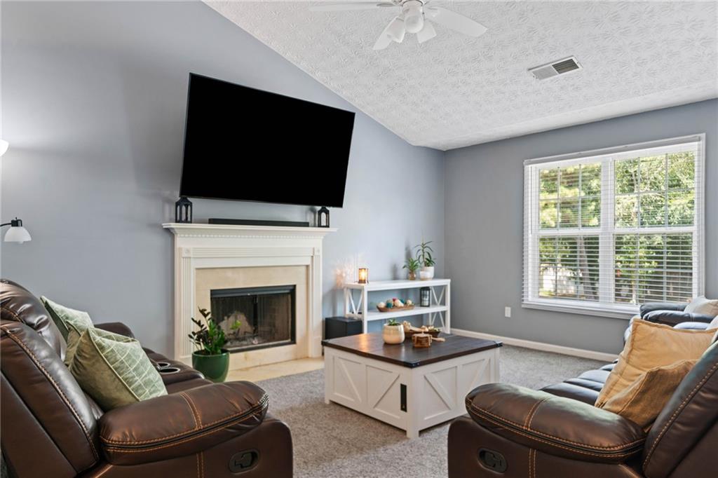11 Dewey Drive
